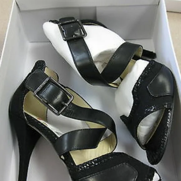 Fabulous Zahara Linen Heels * Clavin Klein. - Picture 8 of 8